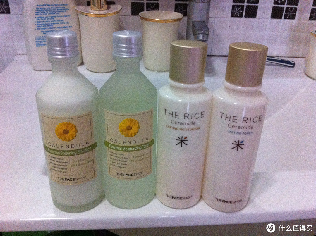 我的第一篇晒物--The Face Shop 菲诗小铺金盏花水乳套装测评报告