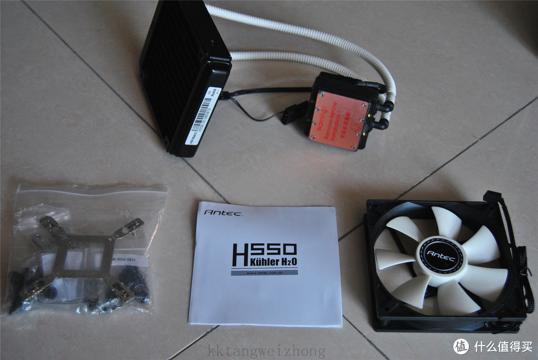 定位低端但性能尚可的安钛克H2O 550散热器