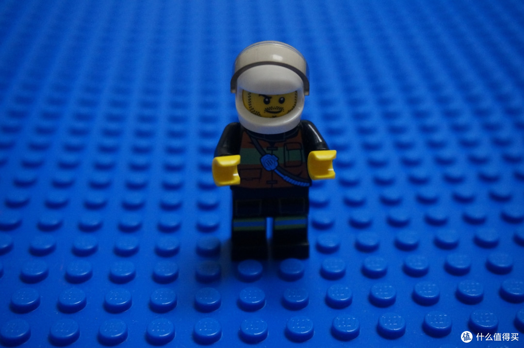 既然有白菜咱就得拣15块包邮入手的lego乐高城市组消防摩托车l60000