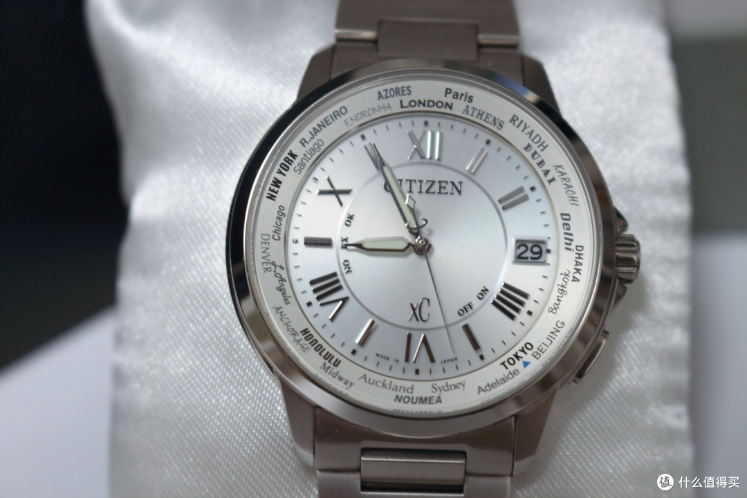文艺范的光动能电波对表：CITIZEN 西铁城 CB1020-54A & EC1014-65W