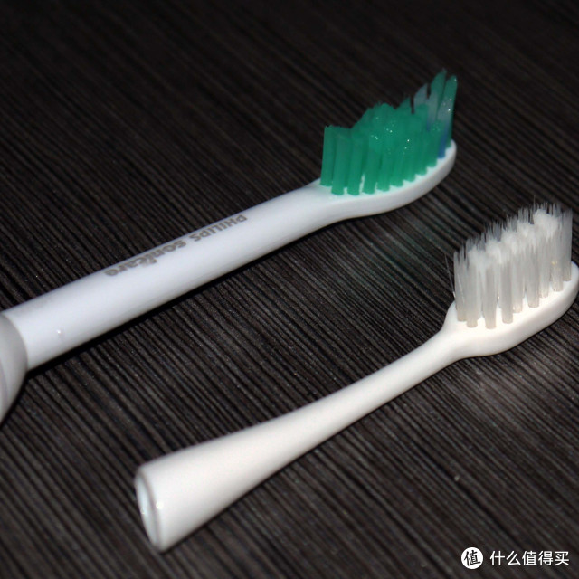 Lion 狮王 声波振动电动牙刷开箱 附与HX6730对比