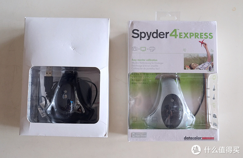 Spyder4 Pro  VS  Spyder4 Express 蓝蜘蛛4与绿蜘蛛4校色仪的对比