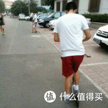 迪卡侬OXELOTOWN7成人滑板车测试拐弯