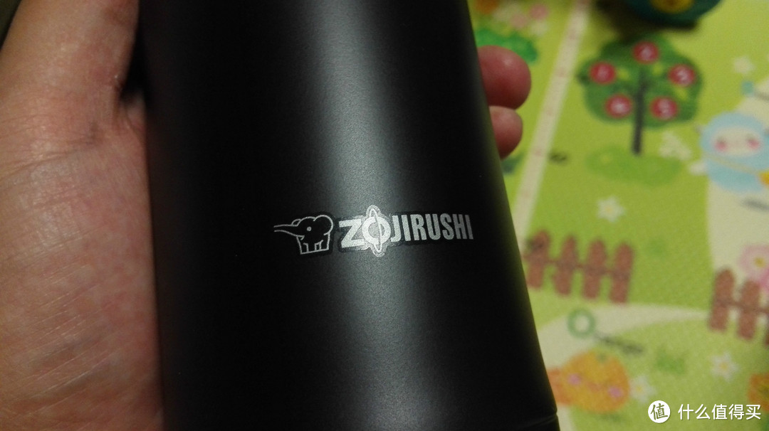 2014新款ZOJIRUSHI 象印轻量保温杯SM-SA60+THERMOS 膳魔师保温杯JNI-400 与警用保温杯对比