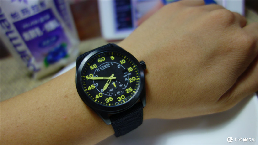 Citizen 西铁城 BV1085-14E 男款光动能腕表