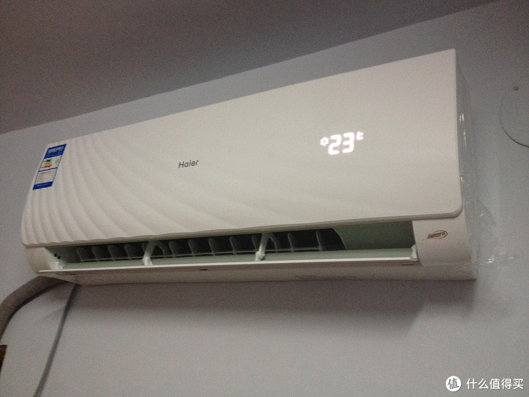 Haier 海尔 KFR-35GW/10CDA22A 空调工作中