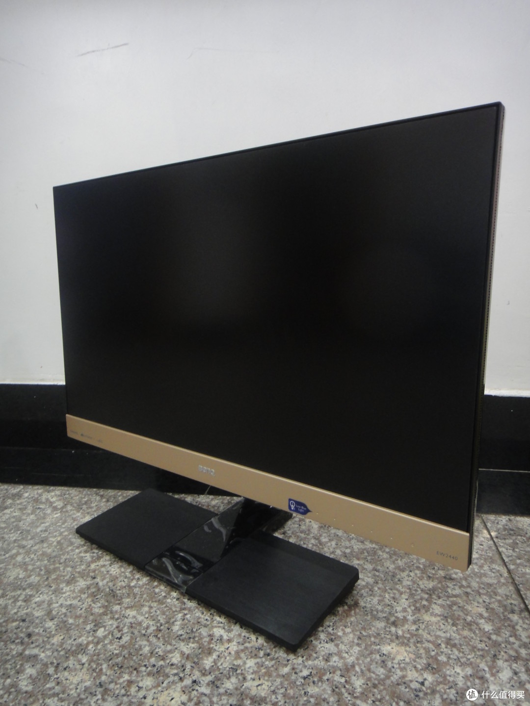 养眼的利器——BenQ 明基 EW2440L 24寸 不闪式显示器测试