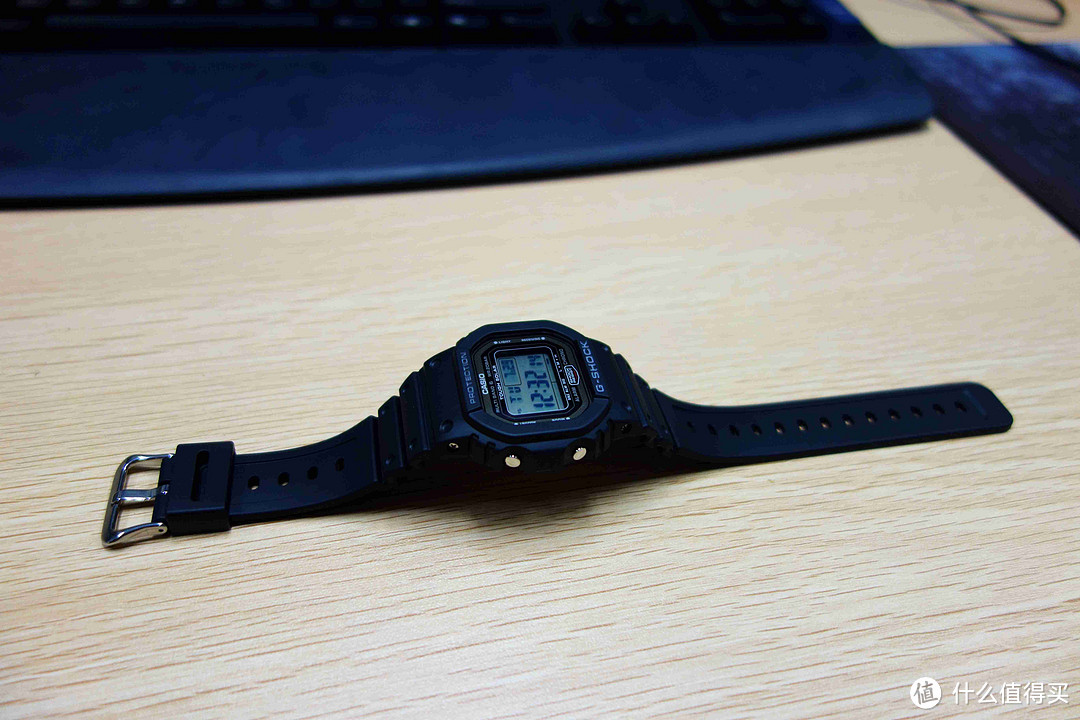 向30年的经典致敬：入手 CASIO 卡西欧 G-SHOCK GW-5000-1JF 太阳能六局电波表