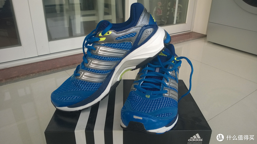 跑步装备：adidas 阿迪达斯 response stability 5 跑步鞋