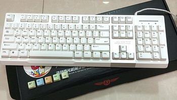 复古洁白的AJazz 黑爵 AK10 英魂之刃 键盘