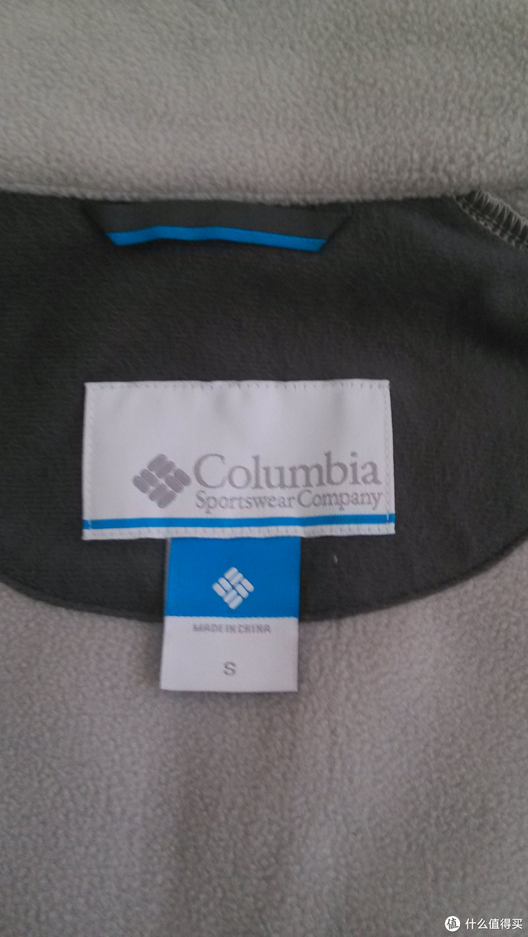 Columbia 哥伦比亚 Ascender II男款软壳晒单 附真人兽及尺码心得