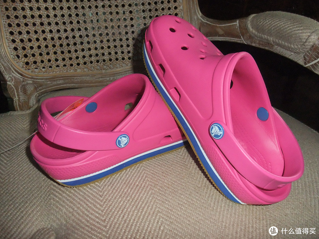 不一样的小鳄鱼：Crocs 卡洛驰 Retro Clog 牛筋底 情侣凉鞋