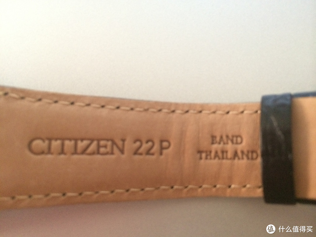 简单文艺：Citizen 西铁城 AO9000-06B 男款光动能腕表