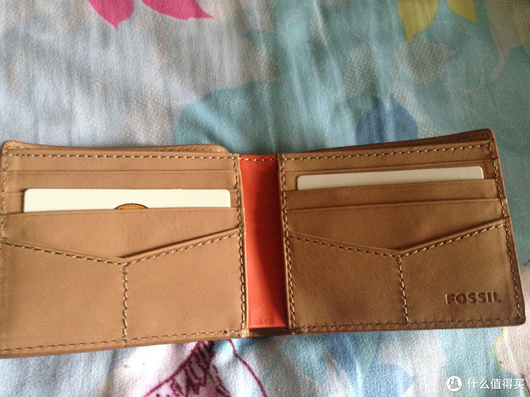 FOSSIL Lane Bifold 男士真皮钱包 & Timberland  17寸黑灰双肩包 & 7 For All Mankind 直筒牛仔裤