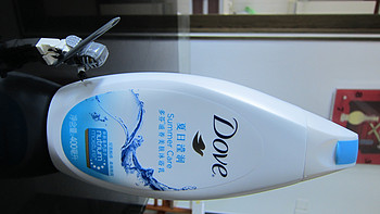 有味道的乳白色液体：Dove 多芬 夏日莹润沐浴露 400ml主观评测