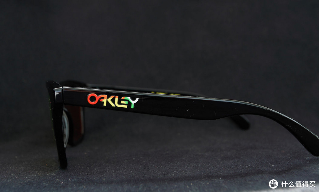 感谢众测 感谢“色魔张大妈” OAKLEY家族喜添新丁  小五——frogskins