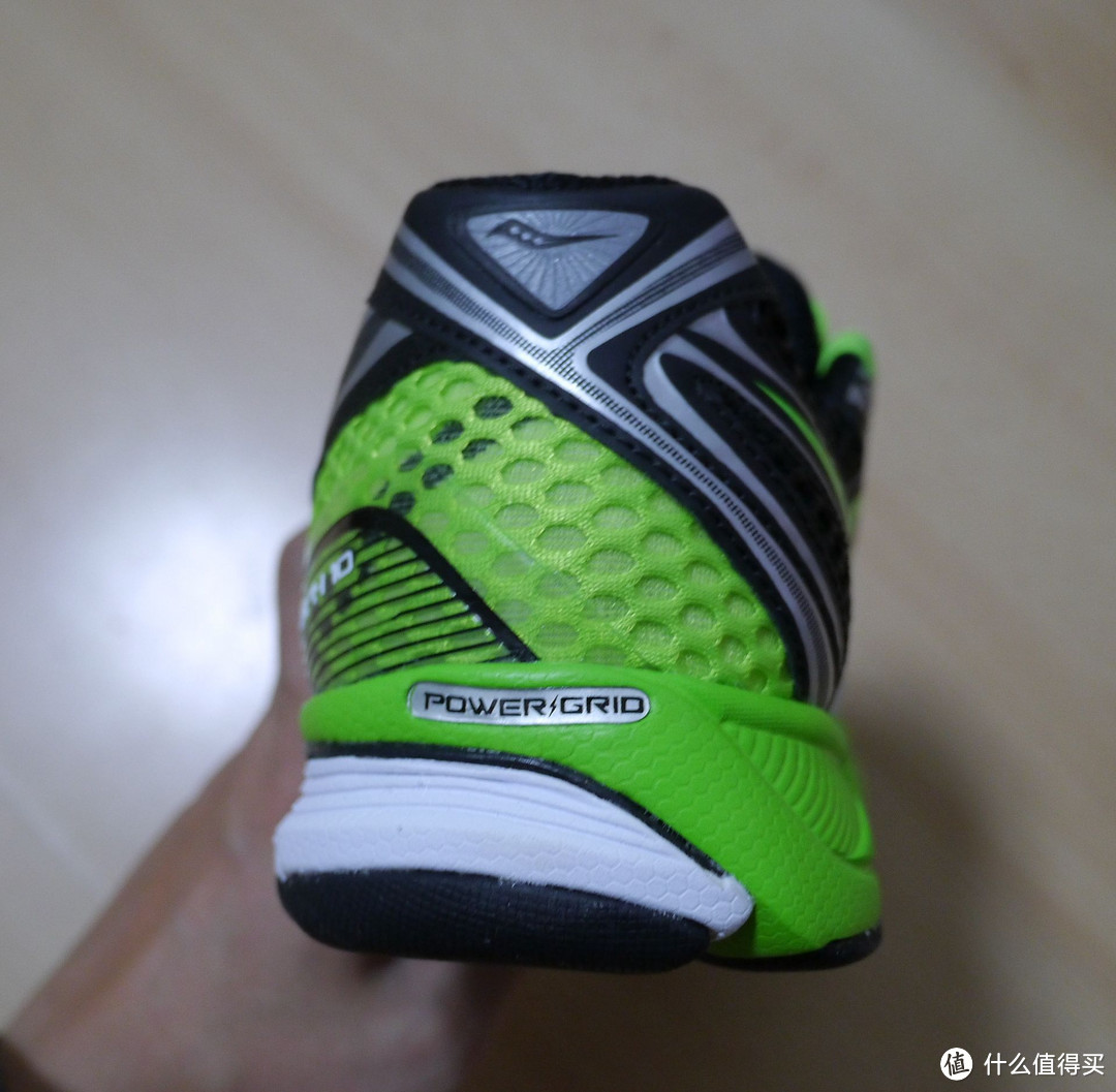 看来大家的都到货了：Saucony 索康尼 Triumph 10 男式*级缓震型跑鞋