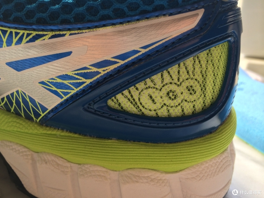 ASICS 亚瑟士 GEL-NIMBUS 16 避震跑鞋