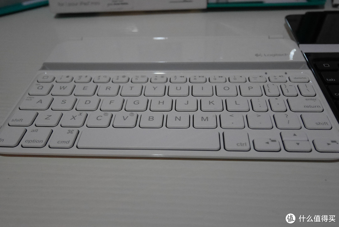 Logitech 罗技 Ultrathin Keyboard Cover 蓝牙键盘套