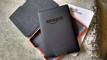 有一种气质，叫读书：Kindle PaperWhite 2 电子书阅读器 & 原装保护套