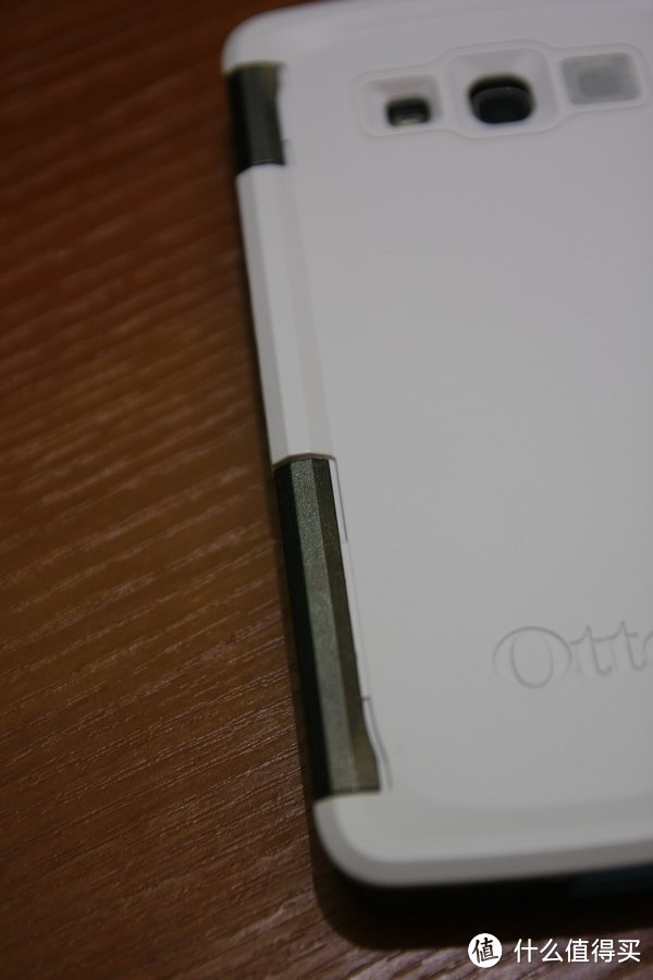 户外神器 玩水珍宝：Otter ARMOR 三防手机壳 实测