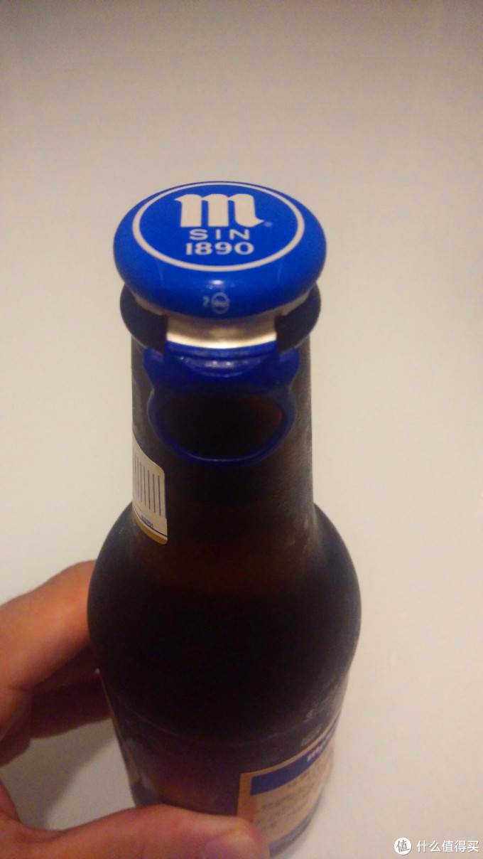 与小伙伴们分享西班牙啤酒:mahou 马奥