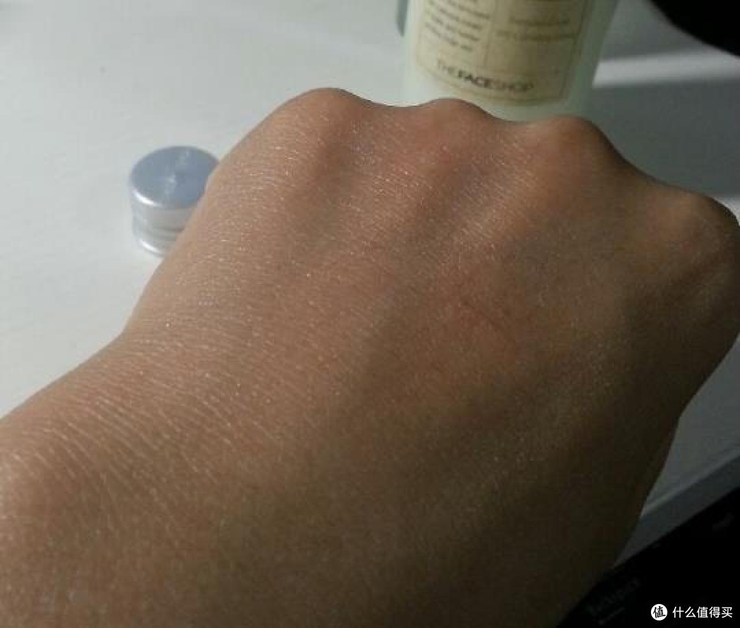 妹子爱上的金盏花水
