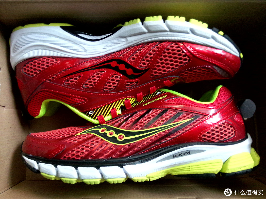 跑步装备:Saucony 索康尼 Ride 6 男款次*级缓震系跑鞋 & Plantronics 缤特力 BackBeat 903+ 运动式蓝牙立体声耳机