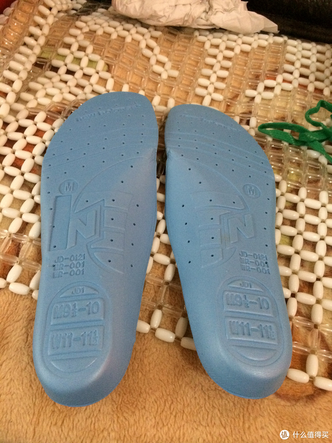 直邮香港的福利：New Balance 新百伦 M990V3 波士顿马拉松配色跑鞋及ML999休闲鞋