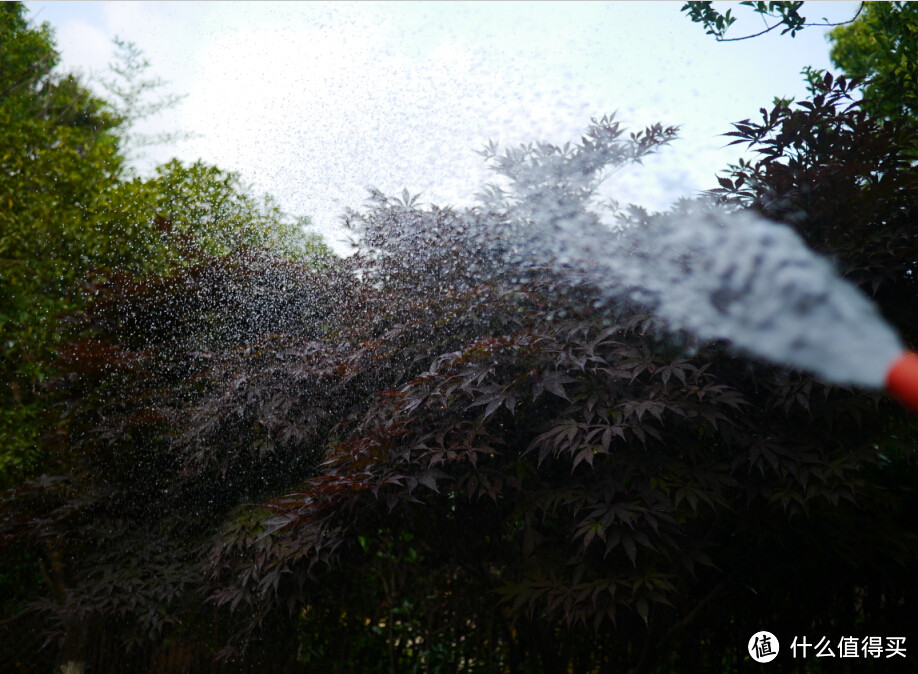 洗车浇花两不误：德国GARDENA 嘉丁拿 DIY水管车 8011