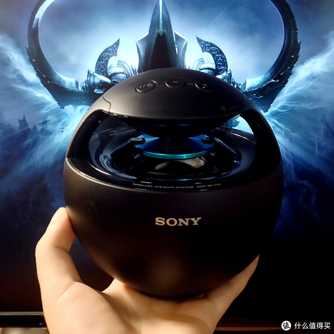 让音乐360°的精灵球：SONY 索尼 SRS-BTV25 便携蓝牙音箱