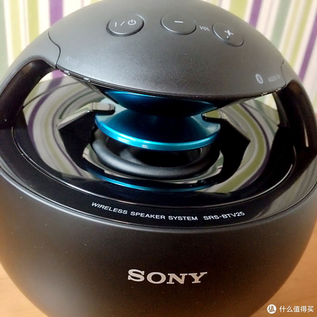 让音乐360°的精灵球：SONY 索尼 SRS-BTV25 便携蓝牙音箱