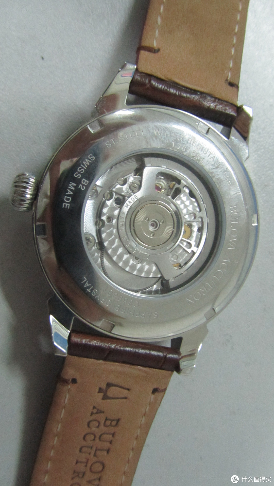 Diors也要文艺范儿：BULOVA 宝路华 ACCUTRON GEMINI 63B153 皮带腕表