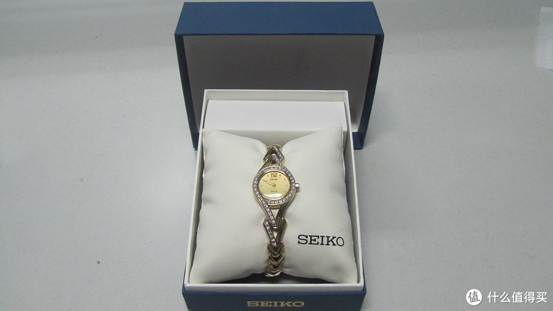 挚爱土豪金：SEIKO 精工 SUP176 太阳能女表