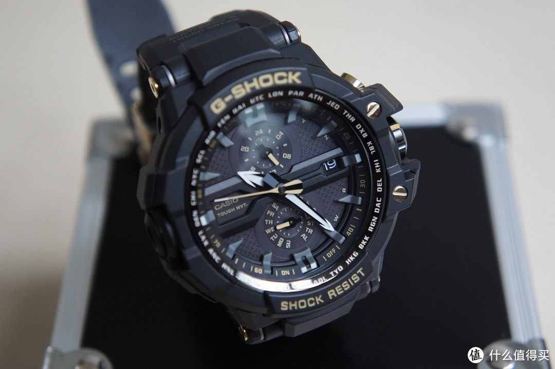 而立之年终圆年少梦：30周年纪念版 CASIO 卡西欧 G-SHOCK 男款腕表 GW-A1030A-1ADR