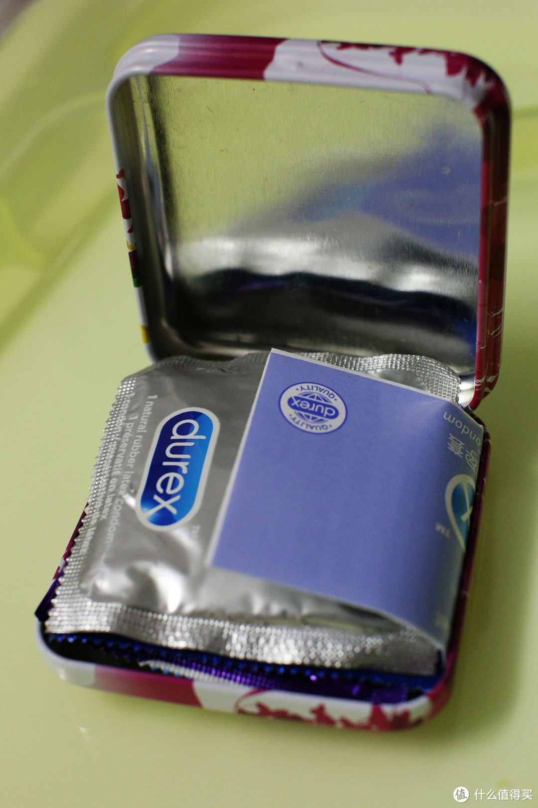 durex杜蕾斯lovebox三只装铁盒