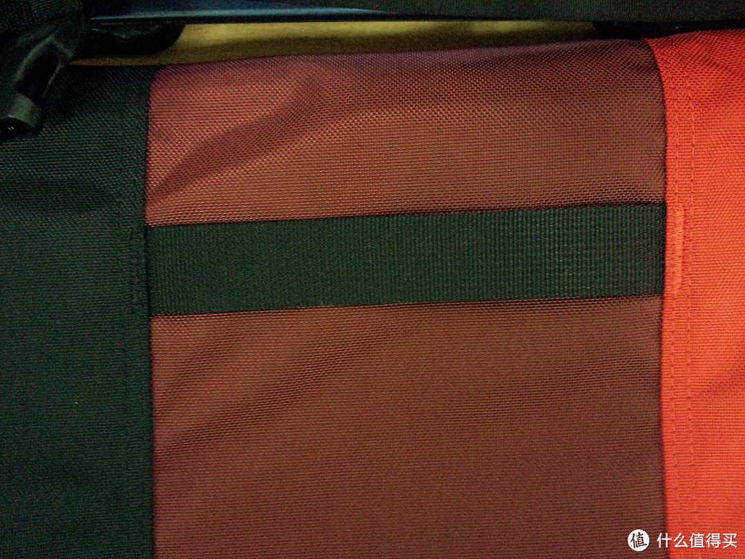 暗黑破坏神？Timbuk2 天霸 diablo 经典红黑款邮差包