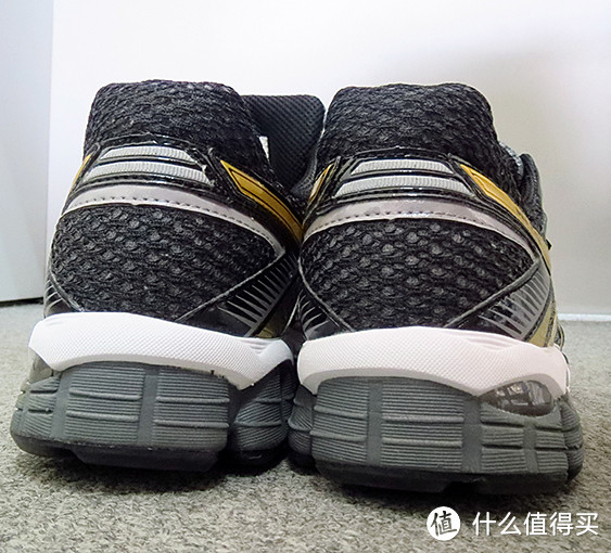 一贯专业舒适：asics 亚瑟士 Gel-Flux  男款跑鞋