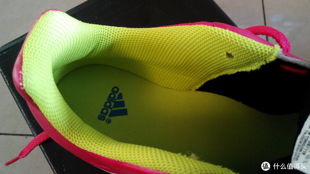 adidas 阿迪达斯 2014新款桑巴男子猎鹰系列HG胶质短钉足球鞋 D67116