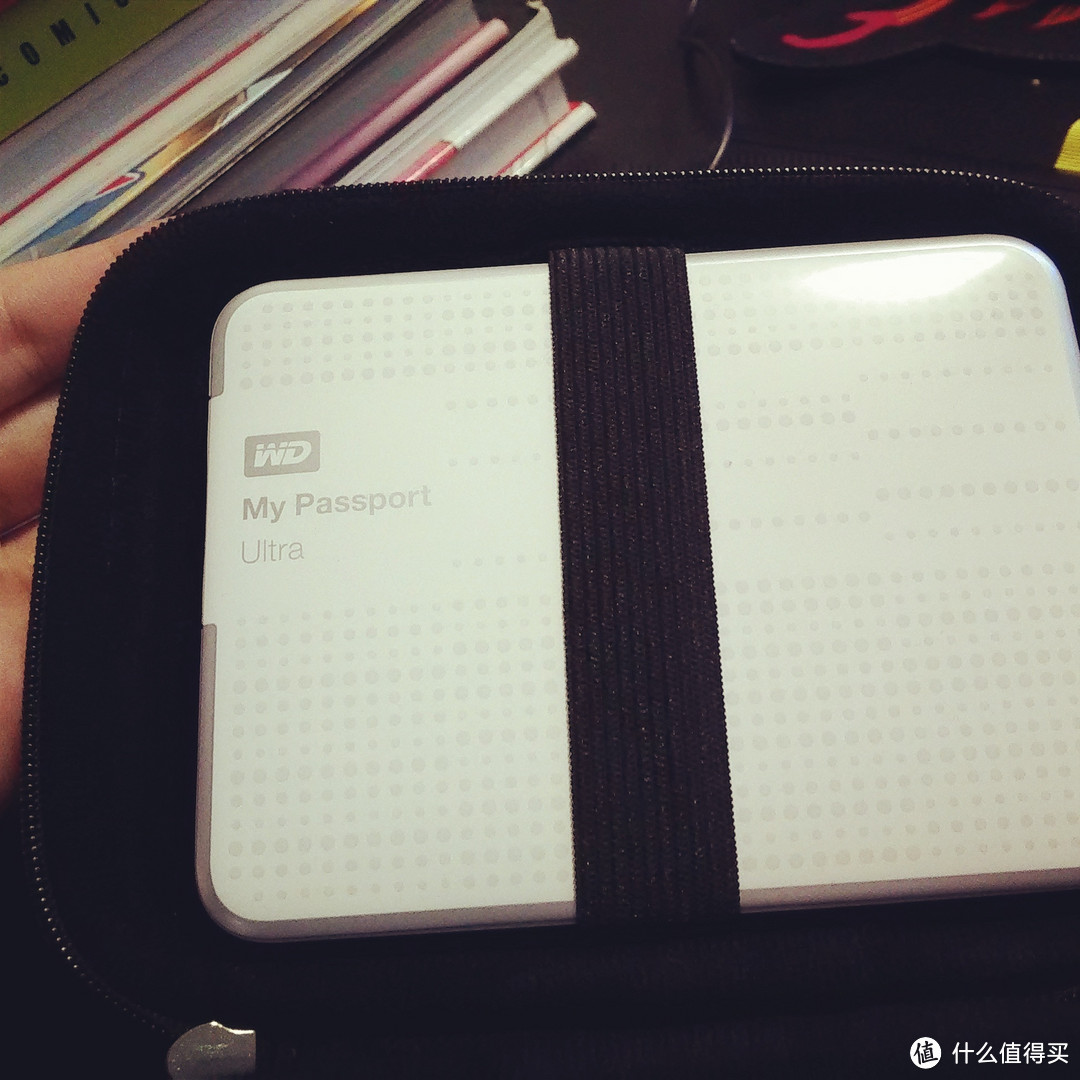 收集癖的爱与恨：玉面小白龙！WD 西部数据 My Passport Ultra USB3.0 1TB 移动硬盘 WDBZFP0010BWT-PESN 