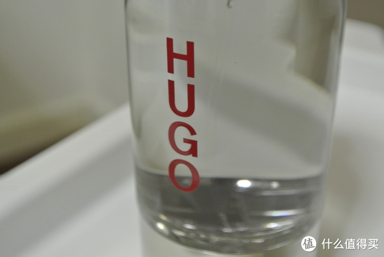 优客？活氧？傻傻分不清楚：HUGO BOSS Element男用淡香水（EDT）90ml+电脑内胆包