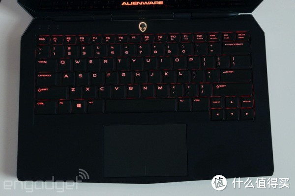 外媒曝光配置和图片汇总：ALIENWARE 新款13寸“轻薄”游戏本