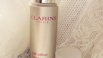 不要包子脸：Clarins 娇韵诗 纤颜紧致V脸 精华乳