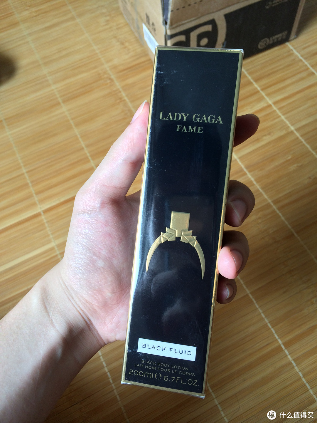 【真人秀】Bad Romance！Lady GaGa Fame 黑色润体乳液，香港草莓网购物初体验