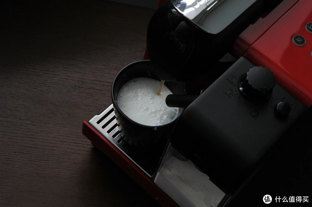 Delonghi 德龙 Nespresso 胶囊咖啡机来袭