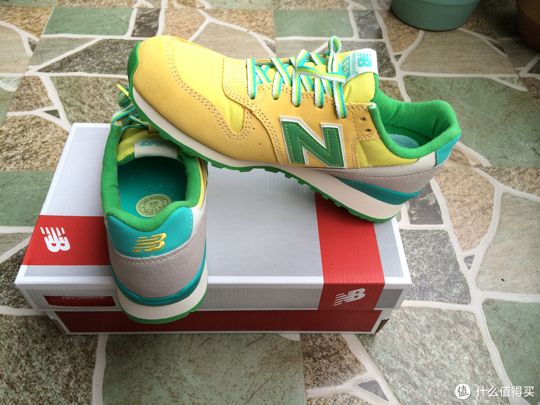 跟风买的第一双新百伦鞋：New Balance 新百伦 2014款 女子复古鞋 WR996DBA