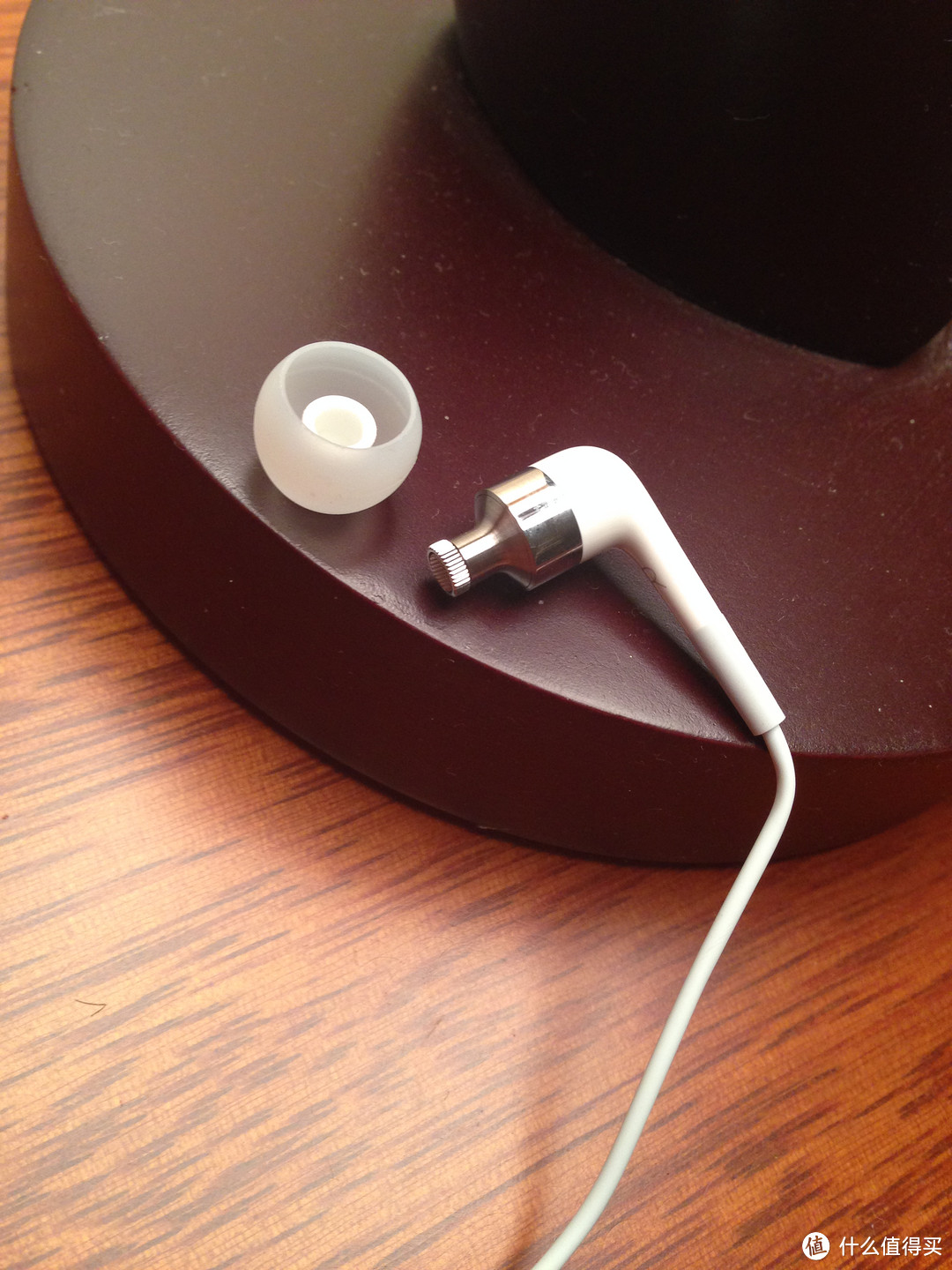 褒贬不一：Apple 苹果 大白 MA850FE/B 双单元动铁 入耳式耳机（带麦）