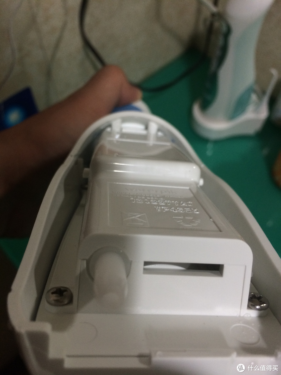 便携式水牙线PK：WaterPik 洁碧WP-450EC V.S. Panasonic 松下EW1211