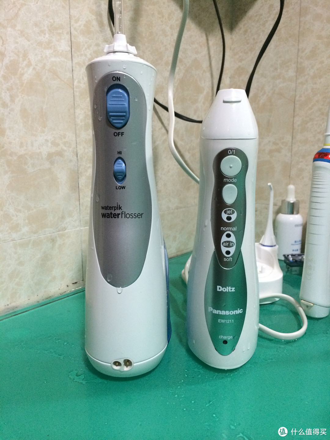 便携式水牙线PK：WaterPik 洁碧WP-450EC V.S. Panasonic 松下EW1211