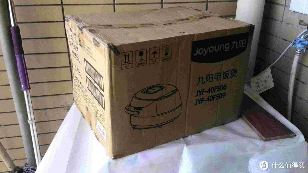 人生第一次高大上：Joyoung 九阳 4L韩式Cool电饭煲 JYF-40FS09